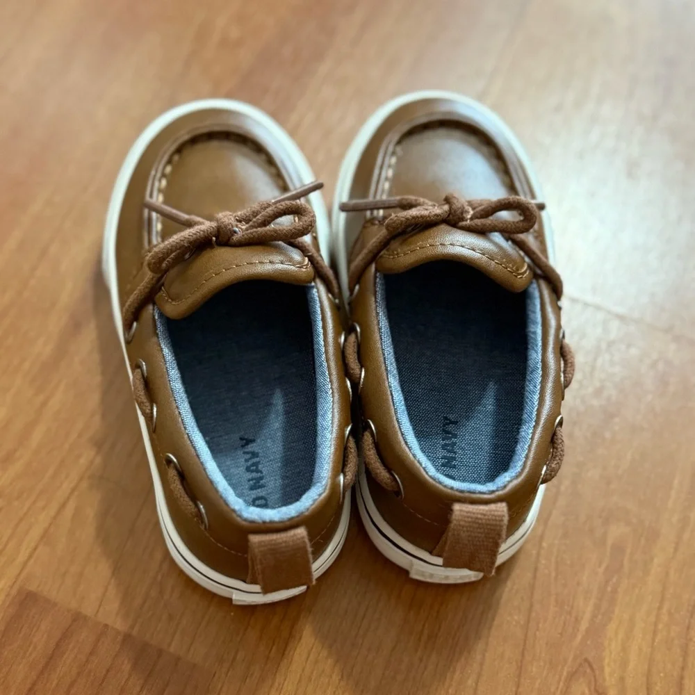 Old Navy charming tan